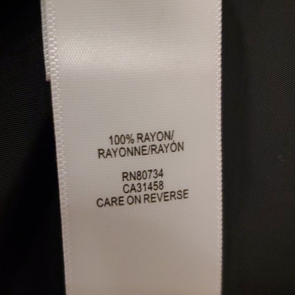 BCBG Black M skirt - Picture 6 of 7